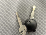 【展示車の状態】展示車は全て、マツダ車のエキスパートが、基本性能に関わる箇所を徹底的に点検。外装や室内に関しても、細部にいたるまで、しっかり清掃・洗浄を実施しています。