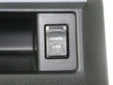 【充電用USB端子】デバイスの充電に便利です。※実際の接続端子は写真で確認or店舗までご気軽にお問合せください♪