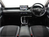 ◆視界広々で非常に運転しやすくロングドライブでも疲れを感じさせないすっきりとまとまったインパネ周りです。