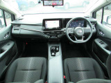 運転席周りも視界もよくハンドルも軽い取り回しなのですごく運転がしやすい車です。