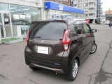 1年間走行距離無制限の日産ワイド保証(無料)付きで販売します。2〜3年の延長保証もリーズナブルに提供します!全国2000ヶ所で対応可能。遠方の方もお近くの日産で保証を受けられます。
