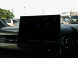 ホンダ純正ナビです。地デジ(1seg・12seg)や、Bluetoothオーディオ対応です。