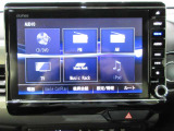 純正ギャザズ8インチメモリーナビ(VXU-195NBi) フルセグTVを装着しています。