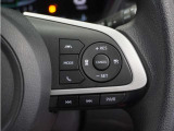 ◆アダプティブクルーズコントロール◆予め設定した車速内でクルマが自動的に加減速。前走車との適切な車間距離を維持しながら追従走行します。