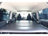 荷室には高調整が可能なベットキットを装着!