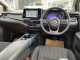 納車から1ヶ月を目安に無料点検を受けていただけます。(最寄りの日産のお店でも可能です)