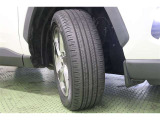 タイヤサイズ 225/60R18。