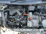 納車前に法定12か月点検整備を行います。費用は総額に含まれておりますので、追加で頂く費用はございません。