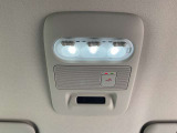 SOSコールスイッチです。NissanConnectにご加入していただくとご利用いただけます。