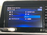 BlutoothオーディオやHDMI(ユニットを取り付けする必要があります)など接続出来ますので音楽を聴きながら楽しくドライブが出来ます!!