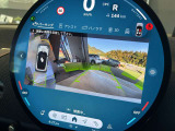 バックカメラ搭載!駐車時も安心ですね!