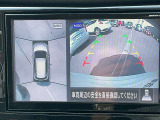 バックモニターで車庫入れや縦列駐車もらくらく、高感度カラーカメラですので僅かな光でもくっきりと見え、夜でも安心して駐車出来ます。