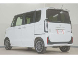 運転席のスペースはゆったりしていて、視界も広く確保されているので普段の運転からロングドライブまで快適です。