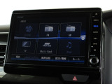 ナビゲーションは純正8インチメモリーナビ(VXU-195NBi)を装着しております。AM、FM、CD、DVD再生、Bluetooth、音楽録音再生、フルセグTVがご使用いただけます。