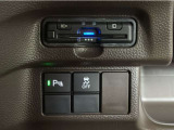 【ETC】便利なETC車載器も装備!高速道路の料金所もスムーズに通過できます。今や必須の装備ですね!お客様用にセットアップをしてのお渡しとなります!