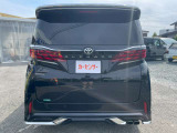 リアからの画像