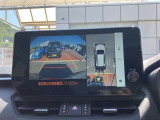 バックガイドモニターで、後方を確認しながら安心して駐車することができます。運転初心者も熟練者も必須の機能ですよ!