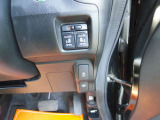 運転席から操作できる多彩なボタンも機能についてはご説明可能です!お気軽にお声掛けください♪