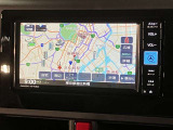 いまや必須装備「ナビゲーション」搭載!知らない場所に、スイスイッとドライブ。なんて便利な機能でしょうか?もう、これなしではハンドルを握れませんね!でも、運転中の操作は危険ですのでご注意ですね♪