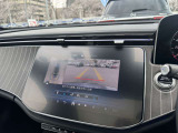 バックカメラにより駐車時の後方確認も楽にできます。お問い合わせは042-338-1133にご連絡下さい。