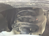 お車を安心してお乗りいただく為には、足回りの定期点検が欠かせません。サービスサポート(有償保証)では無料点検もご提供しており、安心のカーライフをお過ごしいただけるサポート体制が整っています。
