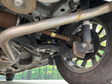 お車を安心してお乗りいただく為には、足回りの定期点検が欠かせません。サービスサポート(有償保証)では無料点検もご提供しており、安心のカーライフをお過ごしいただけるサポート体制が整っています。