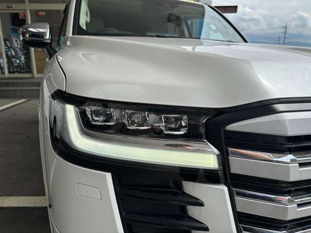 トヨタ ランドクルーザー300 3.5 ZX 4WD の中古車詳細 (2,000km