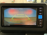 バックカメラを装備!運転席から見えにくい部分をナビの画面に映して、安全に操作が出来ます♪