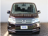 【車屋】として、長く車業界に従事した経験豊富なスタッフが在籍しております。