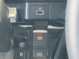 弊社で試乗車として使っていました。事故・修復暦はありませんし、内外装ともきれいな車両ですので安心してご検討頂ける1台です☆