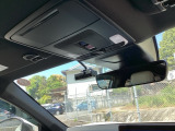 サングラスボックス。運転席側からワンタッチで簡単に取り出すことが可能です。