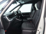見通しのよいすっきりとした視界で、誰でも運転しやすいです。運転のしやすさは疲れにくさにも繋がりますよ♪