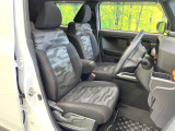 運転席シート廻りは使用感も少なく、良好な状態となっています。丁寧に使われていたことがよくわかりますね。