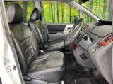 ドライバーによって運転しやすいポジションは異なり、あの車はどうなのか不安なこともありますよね。気になるお車は店頭で乗り込んでご確認いただけます♪