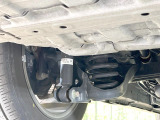お車を安心してお乗りいただく為には、足回りの定期点検が欠かせません。サービスサポート(有償保証)では無料点検もご提供しており、安心のカーライフをお過ごしいただけるサポート体制が整っています。