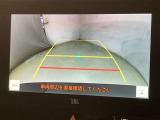いまや必須装備「ナビゲーション」搭載!知らない場所にスイスイッとドライブ。もう、これなしではハンドルを握れませんね!でも運転中の操作は危険ですのでご注意ですね☆