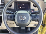 ステアリングスイッチです!!運転中のオーディオの音量やソースの変更も手元で出来ますよ!!