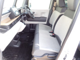 ☆ディーラーならではの上質な車!購入後も安心して頂けるバックアップ体制!!小さな事でもお気軽にお問合せ下さい!