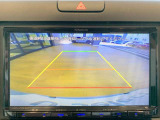 【バックカメラ(ガイドライン付)】ガイドライン表示で位置の目安が分かりやすく、駐車も安心です。