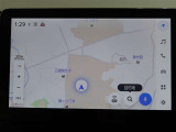 ナビゲーション付き。タッチパネル式で使いやすく、お出かけもラクラクです。