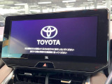 【12.3インチワイドナビ】高級感とインパクトのある大型ワイドナビを装備。各種オーディオ操作はもちろん、横長ワイド画面でのマップ2分割表示など、利便性も高いナビです♪
