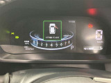一目で今出ている速度が分かるデジタルメーターを採用しており、うっかりのスピード超過も減りますよ