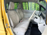 運転席シート廻りは使用感も少なく、良好な状態となっています。丁寧に使われていたことがよくわかりますね。