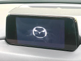 【メーカー純正ナビ】インテリアに溶け込むスタイリッシュな「専用設計」メーカーナビを装備♪視認性や操作性など基本性能にも優れ、より上質なカーライフをお楽しみいただけます。