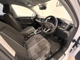 ◆LIBERALAは、輸入車選びの新たなスタイルを提案するインポート・セレクト・ブランドです。オーナー様となる方がクルマから直接感じる感性を第一にした、最良の一台との出会いをコーディネートいたします。