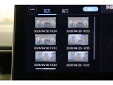 前後ドライブレコーダー搭載。車載カメラの映像を内蔵メモリーに録画。別のカメラを後付けすることなく前後映像を記録できます。録画した映像はディスプレイオーディオの大画面ですぐに再生、確認できます。