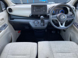 デイズの運転席周りの画像です。