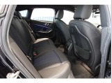 リアシートも広々とご利用頂けます。お車詳細や展示状況はフリーダイヤル(0078-6002-498412)またはBPS城東鶴見06-6933-6600迄お気軽にお問合せ下さい。