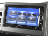 純正メモリーナビ(VXM-224VFi)を装着しております。AM、FM、CD、DVD再生、Bluetooth、音楽録音再生、フルセグTVがご使用いただけます。初めて訪れた場所でも安心ですね!