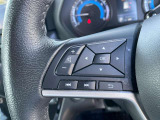 手元のスイッチでオーディオ操作出来ます☆視線をずらさなくて良いので安全運転にも一役かっていますね♪